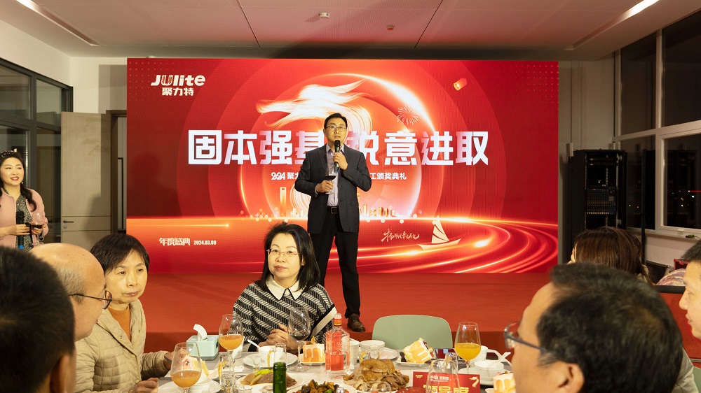 1710215241685365.jpg T-7.jpg